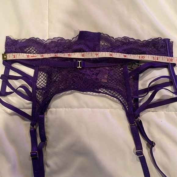 NWT XS/SM Victoria’s Secret lace garter with thigh attachments lingerie sexy fun - Picture 8 of 8